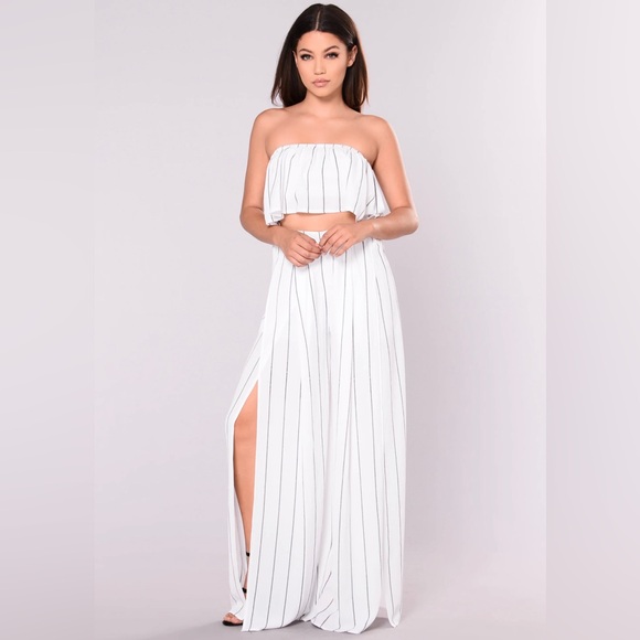 Fashion Nova Palazzo Pants - Picture 1 of 1